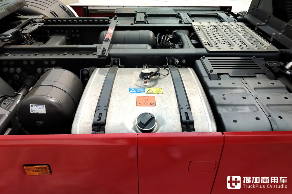 带受电弓的卡车你见过吗？斯堪尼亚R450 Hybrid实拍 - 第10张