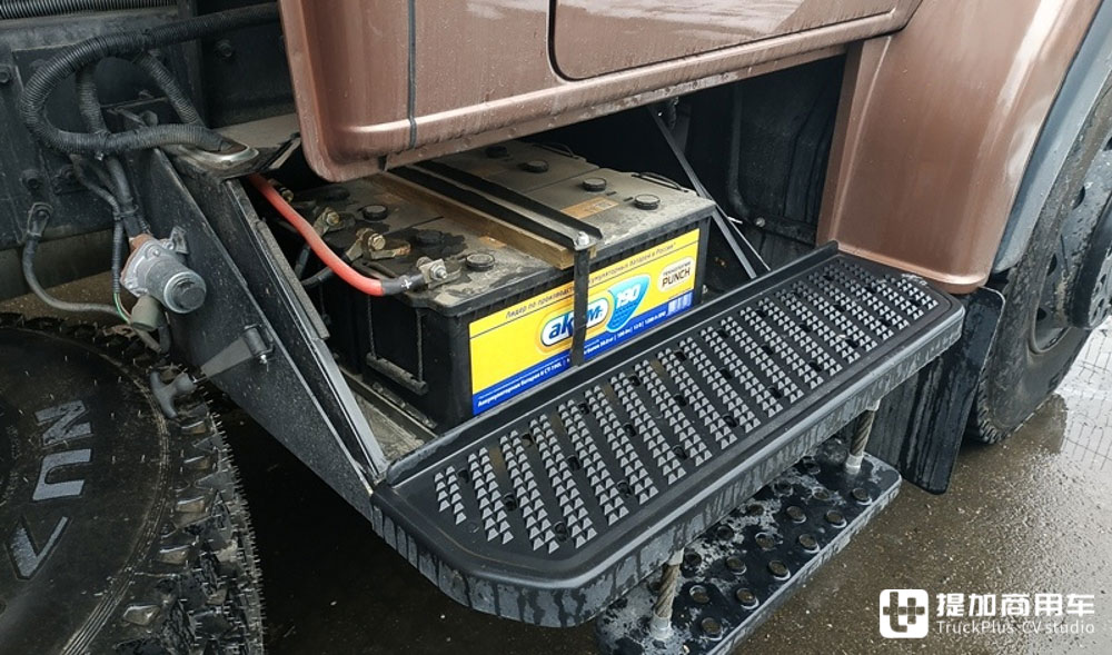 正统毛子卡车,乌拉尔6x4自卸车实拍 - 第10张 - 提加商用车网 正统毛子卡车,乌拉尔6x4自卸车实拍 - 第10张