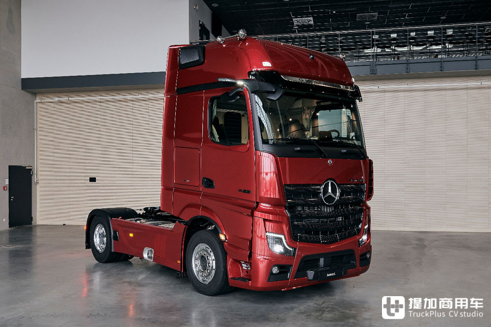 更小,更强!奔驰卡车第二代MirrorCam电子后视镜系统来袭,有哪些具体改进? - 第12张 - 提加商用车网 更小,更强!奔驰卡车第二代MirrorCam电子后视镜系统来袭,有哪些具体改进? - 第12张