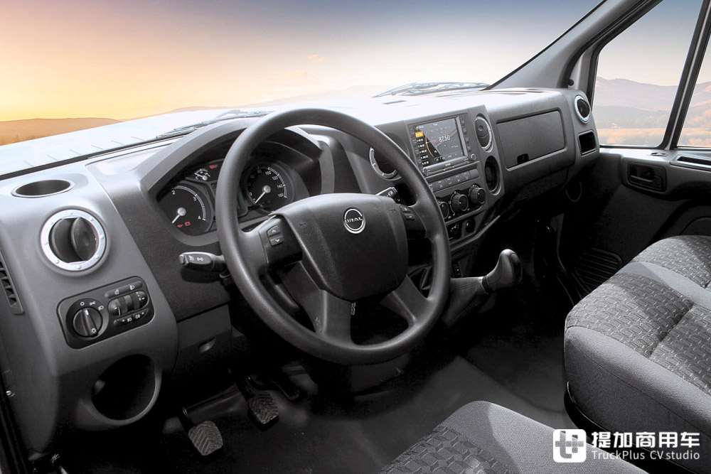 正统毛子卡车,乌拉尔6x4自卸车实拍 - 第13张 - 提加商用车网 正统毛子卡车,乌拉尔6x4自卸车实拍 - 第13张