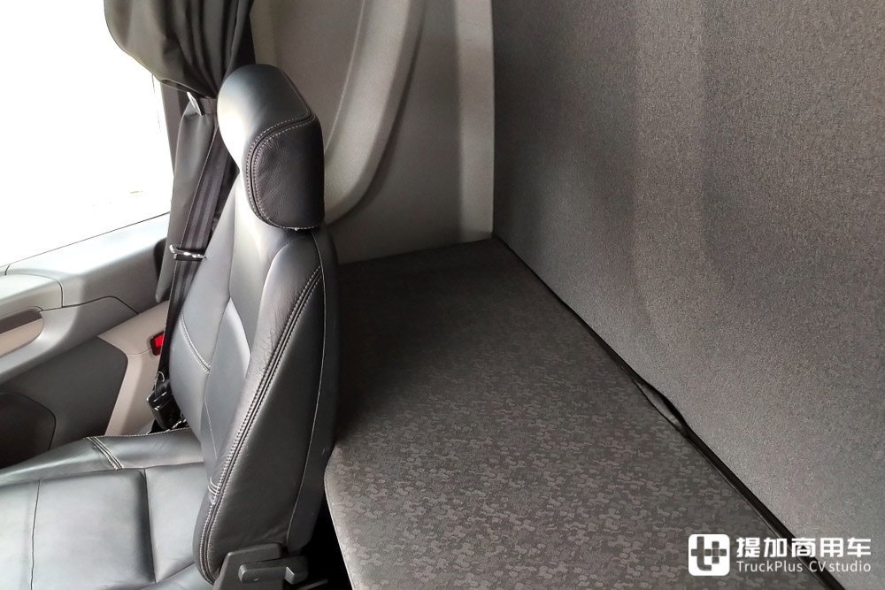 带受电弓的卡车你见过吗？斯堪尼亚R450 Hybrid实拍 - 第15张