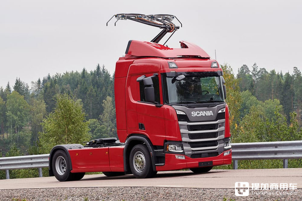 带受电弓的卡车你见过吗？斯堪尼亚R450 Hybrid实拍 - 第2张