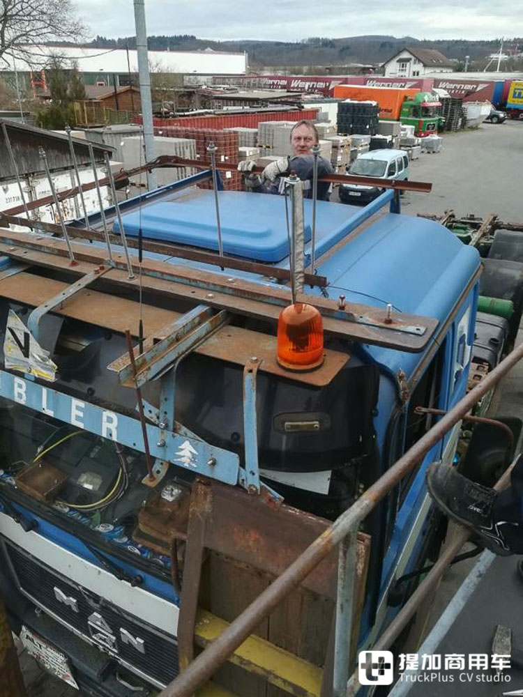 这名德国老人和卡车盲区斗争了一生,最后居然被告上了法庭? - 第2张 - 提加商用车网 这名德国老人和卡车盲区斗争了一生,最后居然被告上了法庭? - 第2张