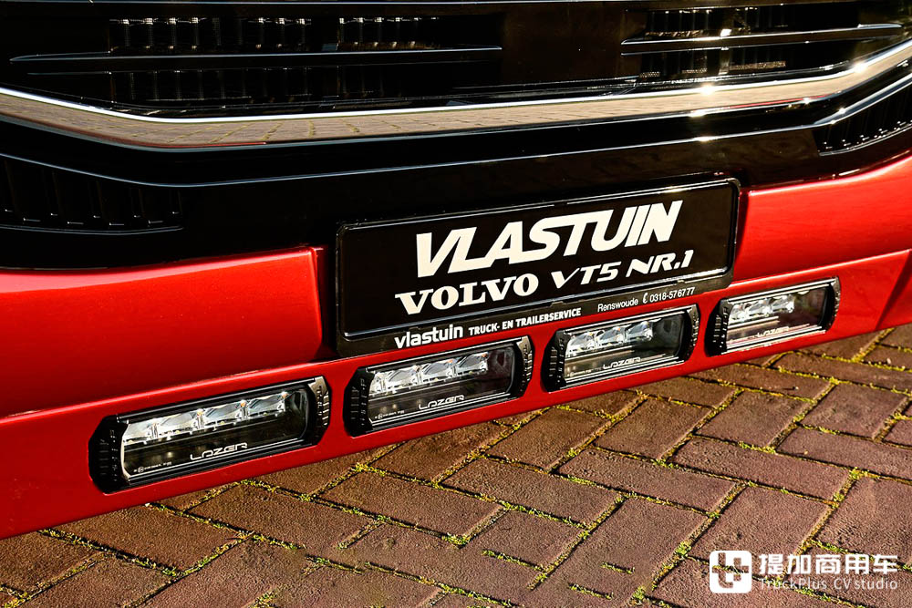 全球首台!用最新款沃尔沃FH16改装来的长头卡车正式发布! - 第5张 - 提加商用车网 全球首台!用最新款沃尔沃FH16改装来的长头卡车正式发布! - 第5张