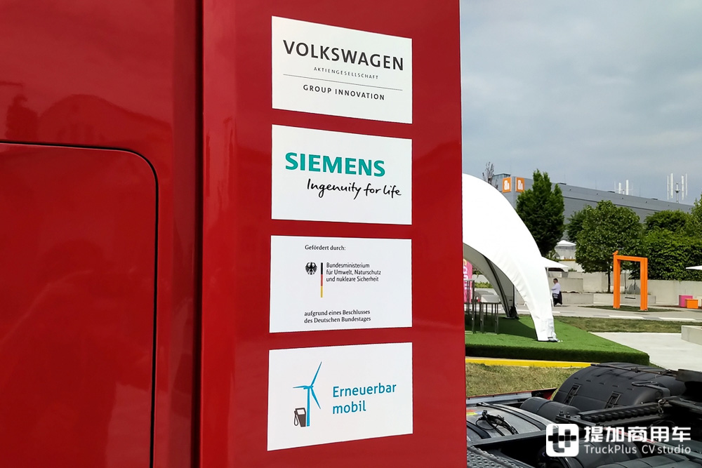 带受电弓的卡车你见过吗？斯堪尼亚R450 Hybrid实拍 - 第6张