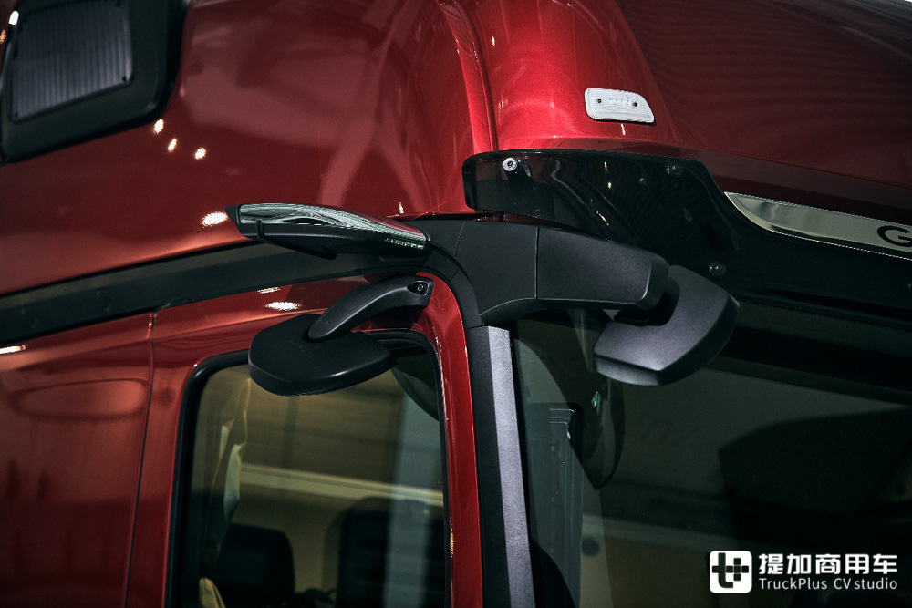 更小,更强!奔驰卡车第二代MirrorCam电子后视镜系统来袭,有哪些具体改进? - 第6张 - 提加商用车网 更小,更强!奔驰卡车第二代MirrorCam电子后视镜系统来袭,有哪些具体改进? - 第6张