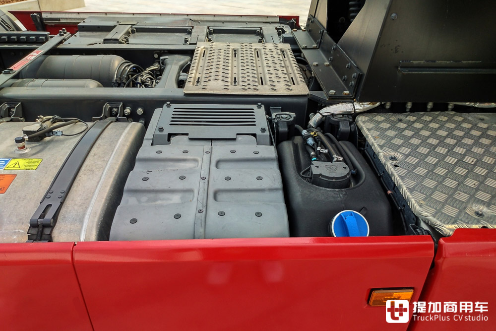 带受电弓的卡车你见过吗？斯堪尼亚R450 Hybrid实拍 - 第9张