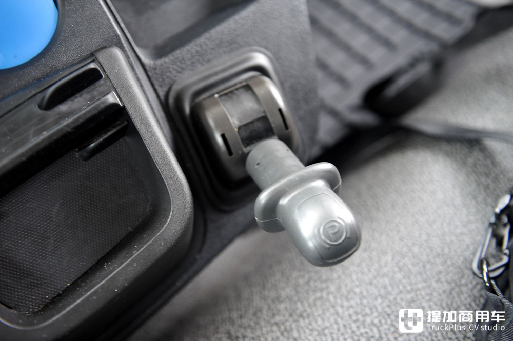 沃尔沃FL Electric电动卡车全新升级,实拍带你看看有何改进 - 第9张 - 提加商用车网 沃尔沃FL Electric电动卡车全新升级,实拍带你看看有何改进 - 第9张