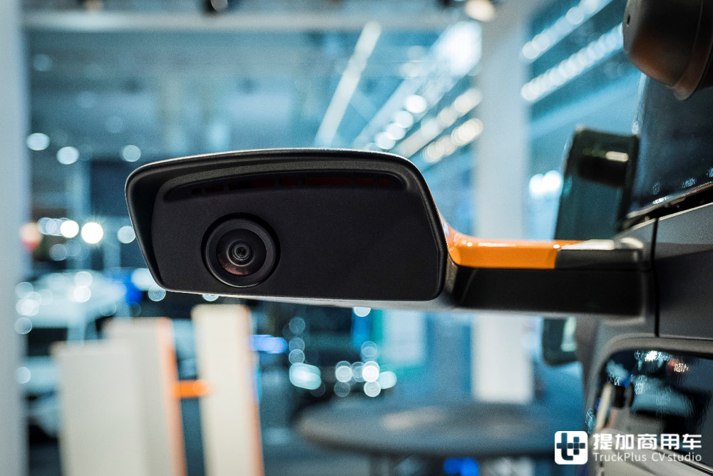更小,更强!奔驰卡车第二代MirrorCam电子后视镜系统来袭,有哪些具体改进? - 第9张 - 提加商用车网 更小,更强!奔驰卡车第二代MirrorCam电子后视镜系统来袭,有哪些具体改进? - 第9张
