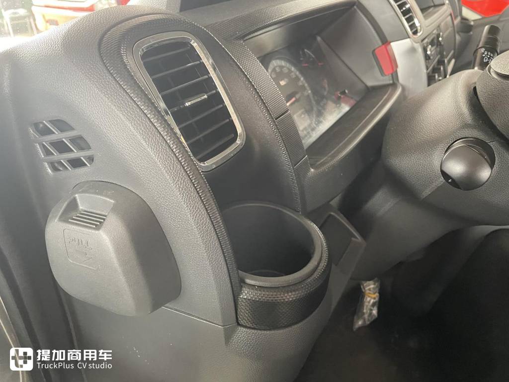 高端轻卡新标杆 东风多利卡超能实拍 - 第11张 - 提加商用车网 高端轻卡新标杆 东风多利卡超能实拍 - 第11张