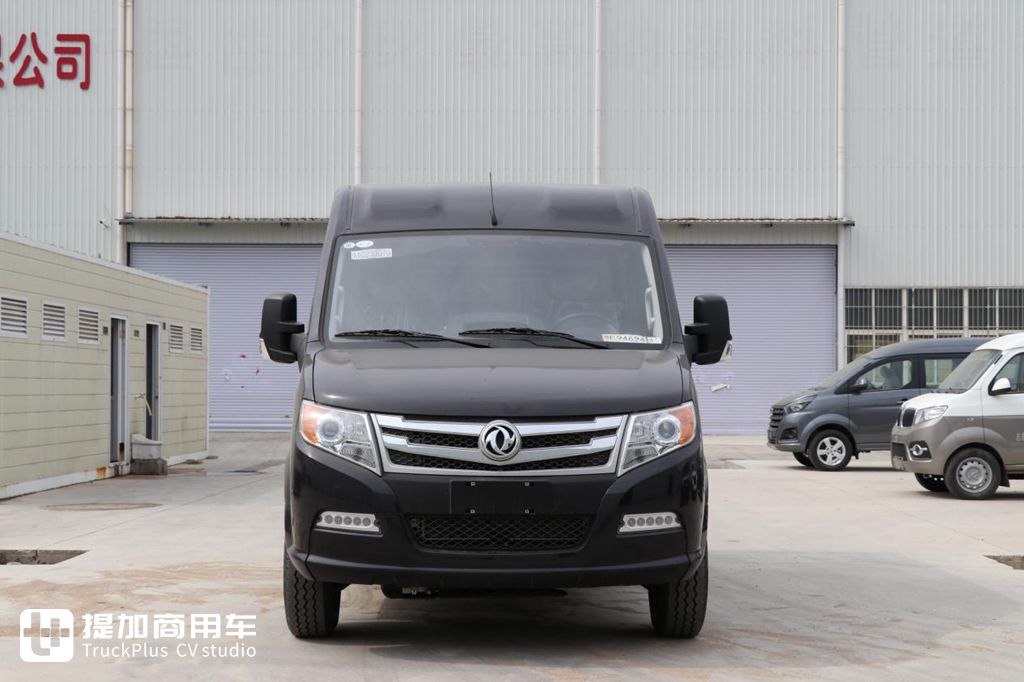城市物流配送好帮手 东风御风V9轻客实拍评测 - 第2张 - 提加商用车网 城市物流配送好帮手 东风御风V9轻客实拍评测 - 第2张