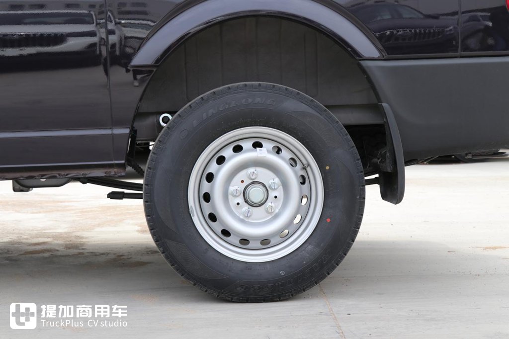 城市物流配送好帮手 东风御风V9轻客实拍评测 - 第20张 - 提加商用车网 城市物流配送好帮手 东风御风V9轻客实拍评测 - 第20张