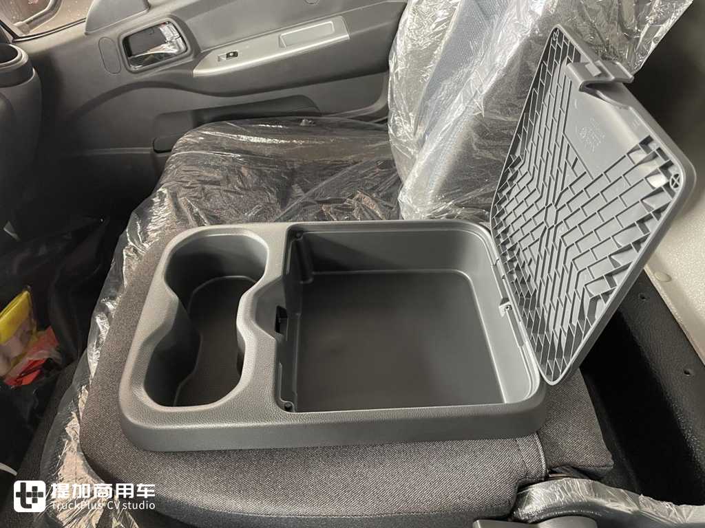 高端轻卡新标杆 东风多利卡超能实拍 - 第8张 - 提加商用车网 高端轻卡新标杆 东风多利卡超能实拍 - 第8张