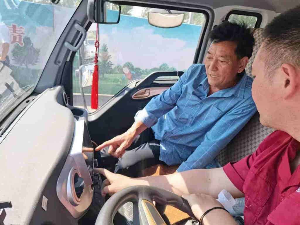 江淮1卡服务品牌日深获认可 全国50城服务商走近用户开展暖心服务 - 第4张