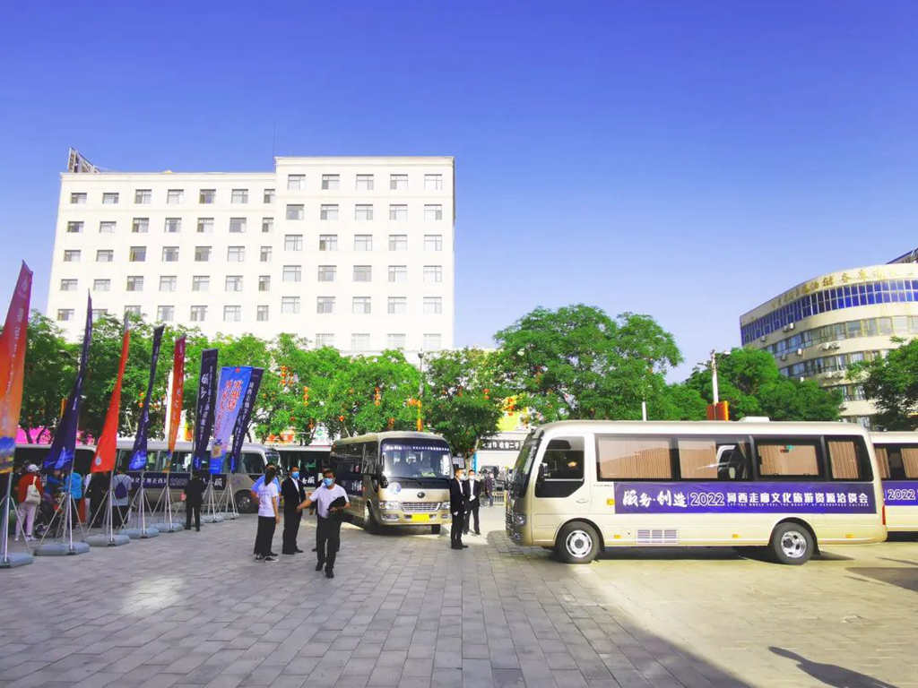 疫情之下另辟新径,宇通T7助力河西走廊驱动当地旅游复苏 - 第5张 - 提加商用车网 疫情之下另辟新径,宇通T7助力河西走廊驱动当地旅游复苏 - 第5张