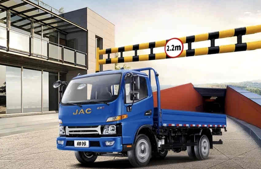 灵活才艺多,靠谱还利落!帅铃地库王轻松实现地库自由 - 第2张 - 提加商用车网 灵活才艺多,靠谱还利落!帅铃地库王轻松实现地库自由 - 第2张