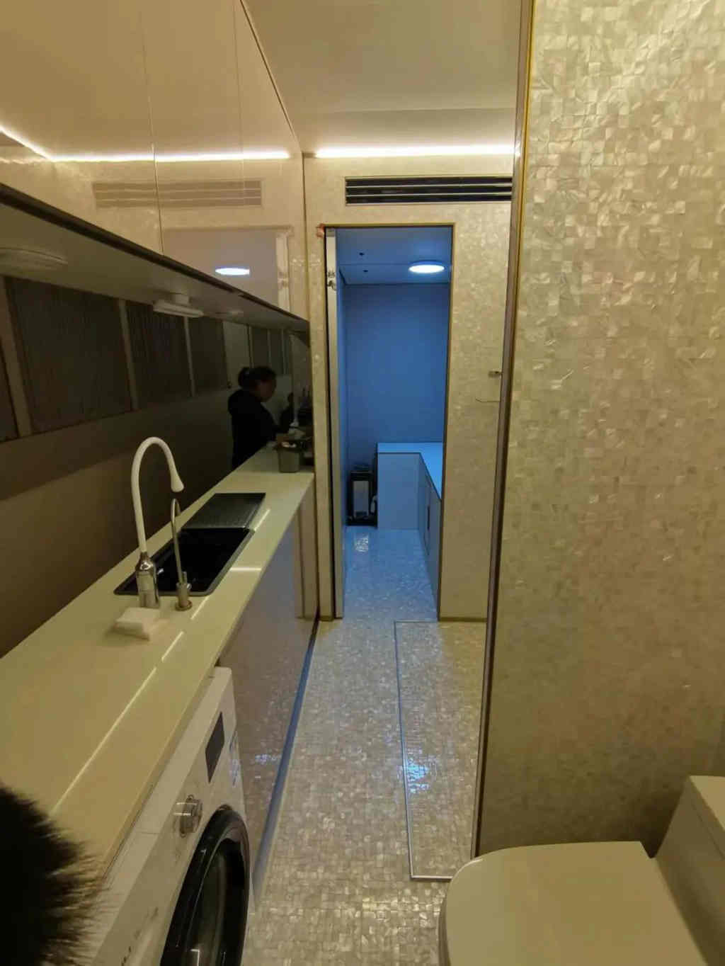 邂逅初夏好时光 , 重卡房车V7带你体验不一样的卡车生活! - 第7张 - 提加商用车网 邂逅初夏好时光 , 重卡房车V7带你体验不一样的卡车生活! - 第7张