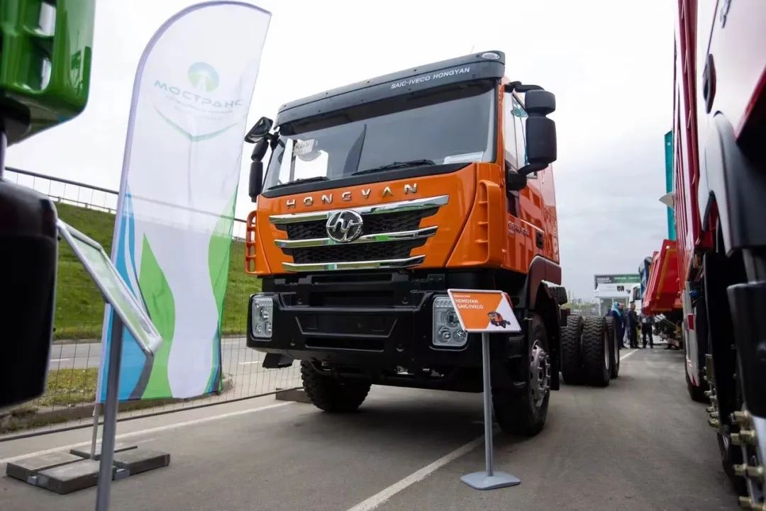 海外圈粉!上汽红岩亮相俄罗斯BAUMA展 - 第5张 - 提加商用车网 海外圈粉!上汽红岩亮相俄罗斯BAUMA展 - 第5张