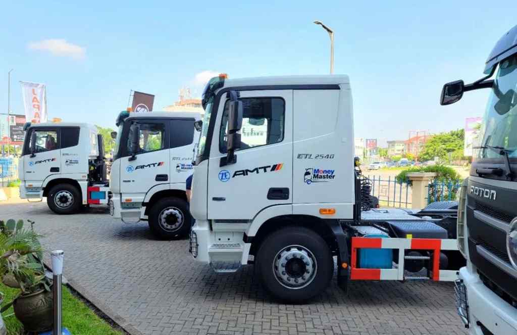 欧曼AMT自动挡重卡亮相非洲,引领行业技术升级