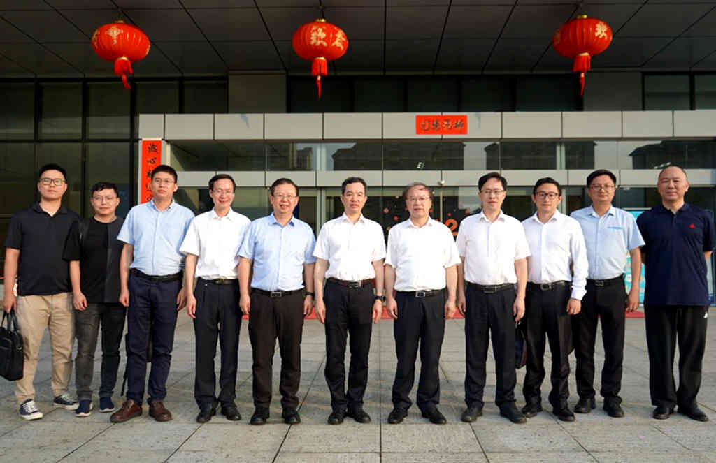 院士来访,为东风柳汽点赞!