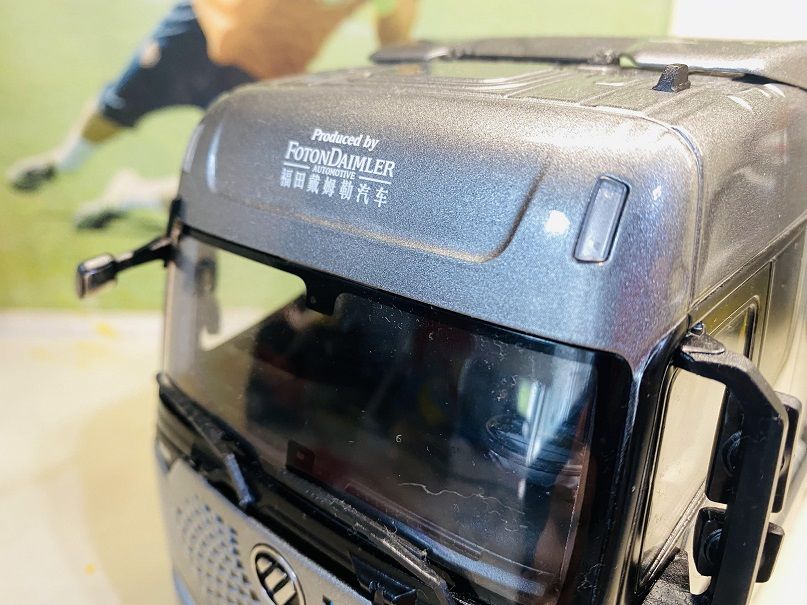 中规中矩的做工中,后桥“彩蛋”眼前一亮,欧曼银河牵引车模型实拍 - 第5张 - 提加商用车网 中规中矩的做工中,后桥“彩蛋”眼前一亮,欧曼银河牵引车模型实拍 - 第5张