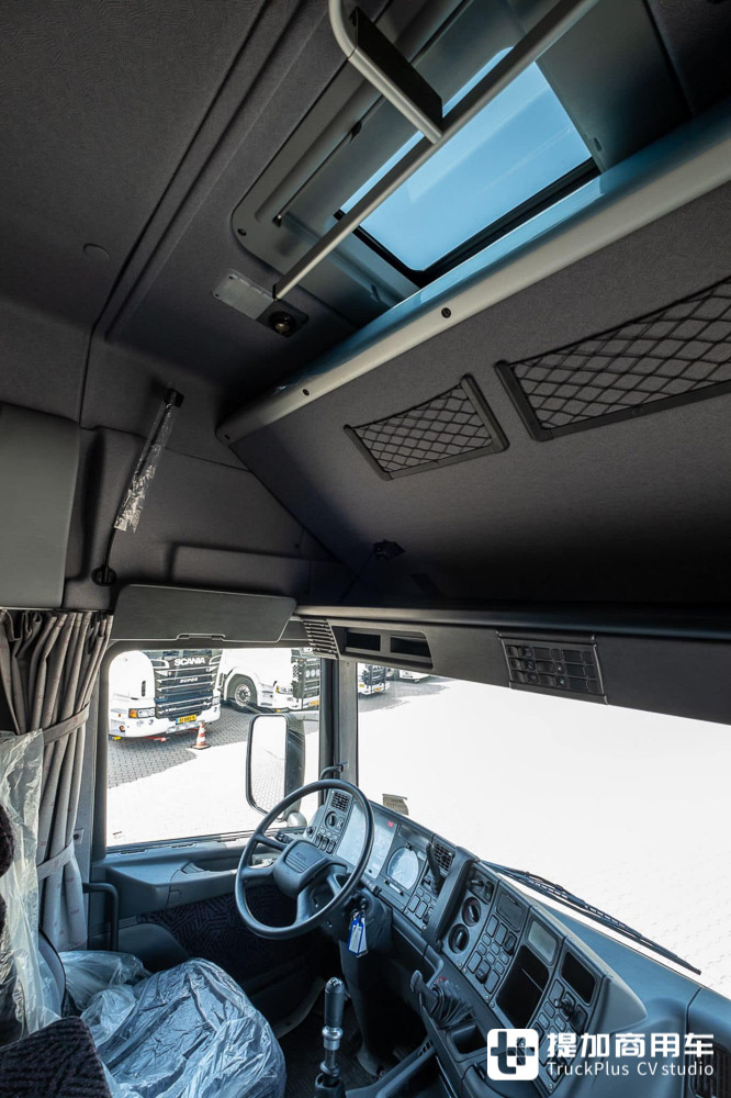 21年车龄仅行驶100公里,可能是全欧洲最新的斯堪尼亚144L 530正出售 - 第10张 - 提加商用车网 21年车龄仅行驶100公里,可能是全欧洲最新的斯堪尼亚144L 530正出售 - 第10张