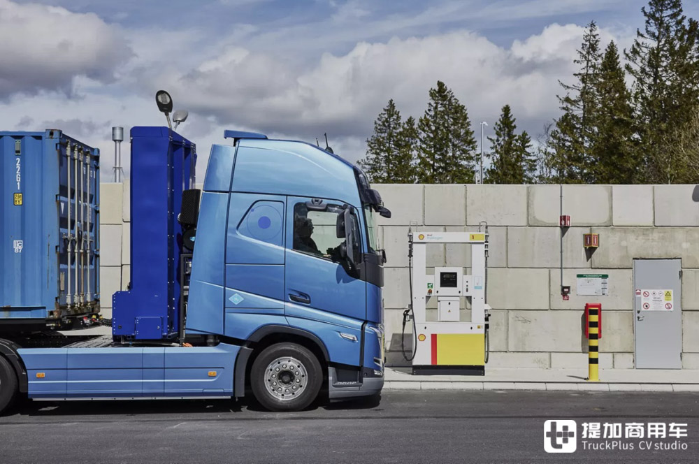 续航超1000公里,预计2025年上市,沃尔沃FH氢燃料电池牵引车正式发布 - 第2张 - 提加商用车网 续航超1000公里,预计2025年上市,沃尔沃FH氢燃料电池牵引车正式发布 - 第2张