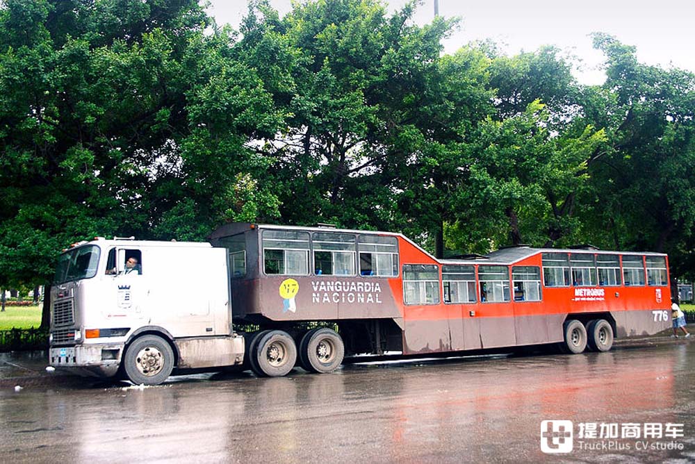 能拉百人的客运挂车?达夫氢燃料电池卡车亮相,网络热门卡车鉴定10 - 第2张 - 提加商用车网 能拉百人的客运挂车?达夫氢燃料电池卡车亮相,网络热门卡车鉴定10 - 第2张