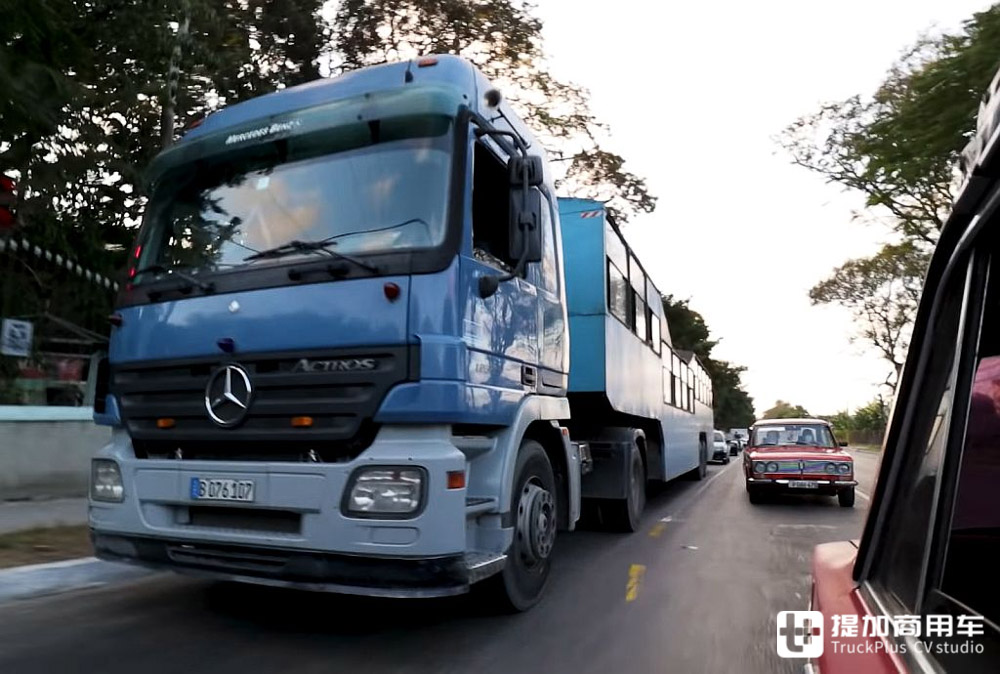 能拉百人的客运挂车?达夫氢燃料电池卡车亮相,网络热门卡车鉴定10 - 第4张 - 提加商用车网 能拉百人的客运挂车?达夫氢燃料电池卡车亮相,网络热门卡车鉴定10 - 第4张