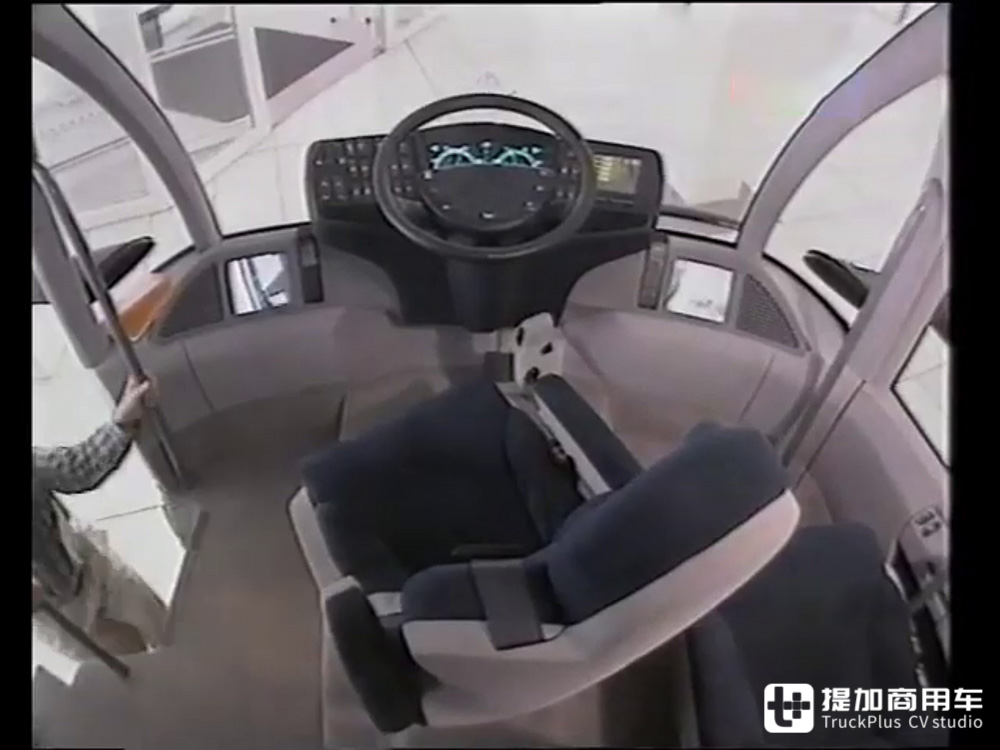 三十年前的传奇卡车构想,回顾奔驰EXT-92概念卡车 - 第8张 - 提加商用车网 三十年前的传奇卡车构想,回顾奔驰EXT-92概念卡车 - 第8张