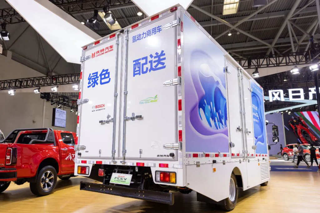 2022重庆车展图鉴:零排放的庆铃氢燃料电池车又双叒高能“抢镜” - 第1张 - 提加商用车网 2022重庆车展图鉴:零排放的庆铃氢燃料电池车又双叒高能“抢镜” - 第1张