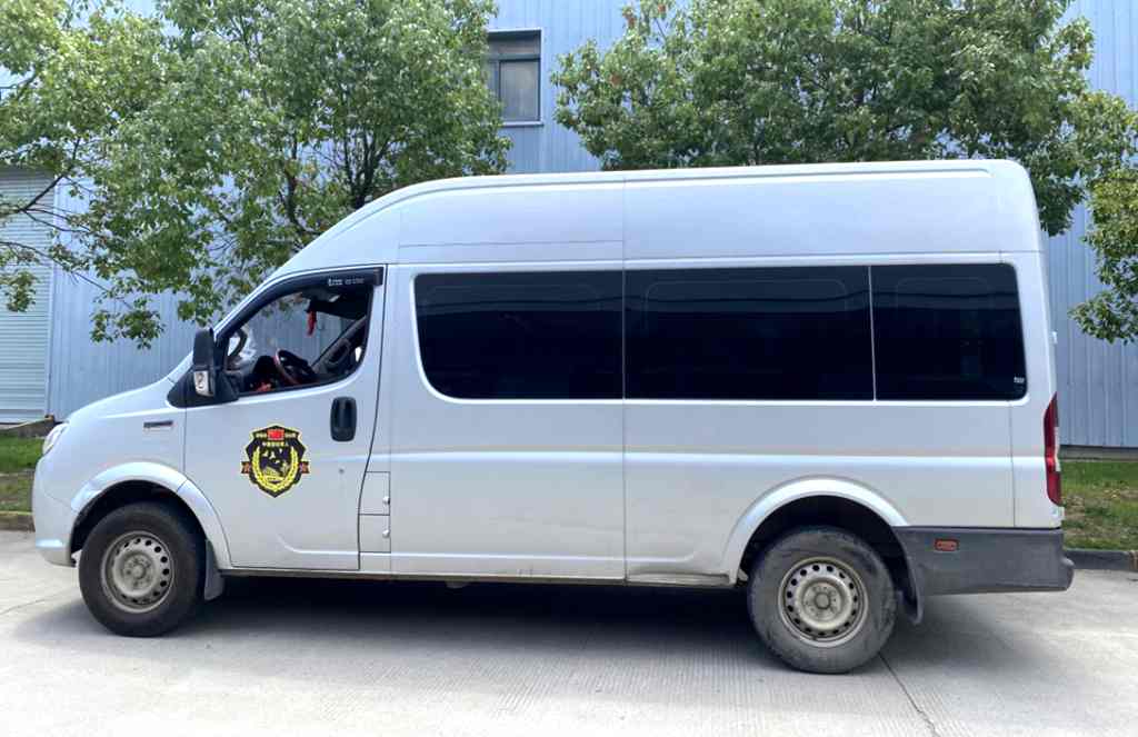 初心坚守,御风勇行!顺丰小哥获“东风轻型车勇行小哥”称号 - 第3张 - 提加商用车网 初心坚守,御风勇行!顺丰小哥获“东风轻型车勇行小哥”称号 - 第3张