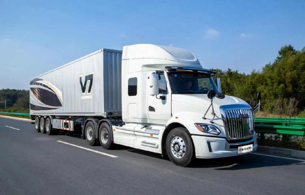 大“快”人心!江淮重卡快递天团跑赢618! - 第1张 - 提加商用车网 大“快”人心!江淮重卡快递天团跑赢618! - 第1张