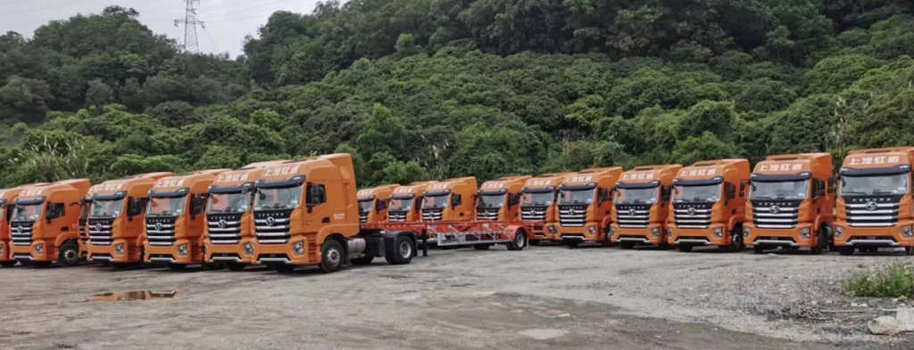 红岩杰狮H6牵引车斩获200辆大单 - 第1张