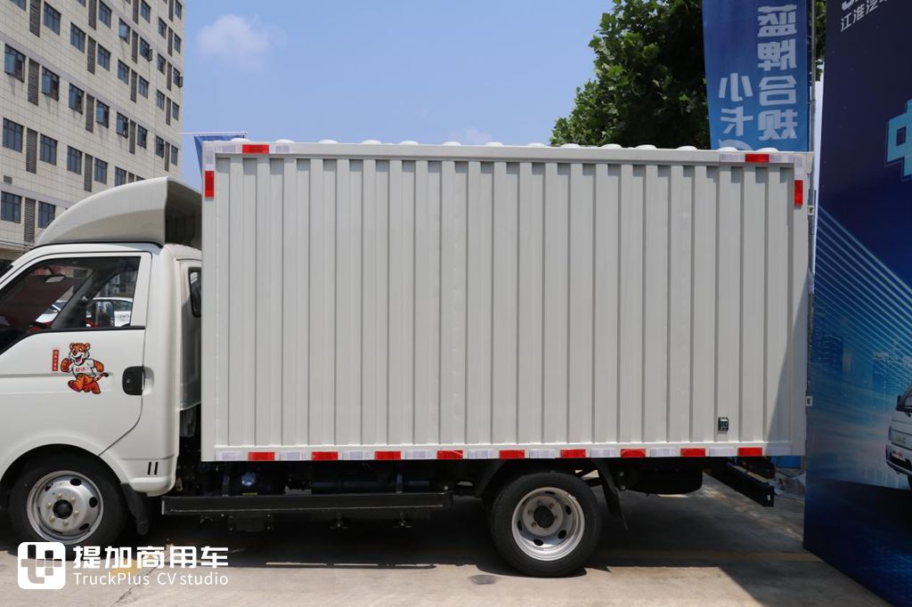 江淮恺达柴油版车型来袭,实拍带您看看这款“小萌虎”的超强实力 - 第6张 - 提加商用车网 江淮恺达柴油版车型来袭,实拍带您看看这款“小萌虎”的超强实力 - 第6张