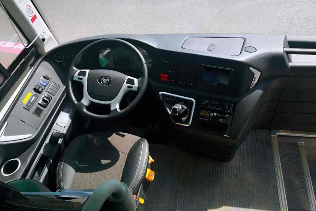 欧辉BJ6126城间客车批量交付锦州新锦化 - 第4张 - 提加商用车网 欧辉BJ6126城间客车批量交付锦州新锦化 - 第4张