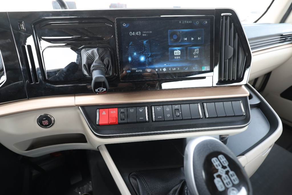 大V来了!新一代智享卡车乘龙H5V亮相! - 第7张 - 提加商用车网 大V来了!新一代智享卡车乘龙H5V亮相! - 第7张