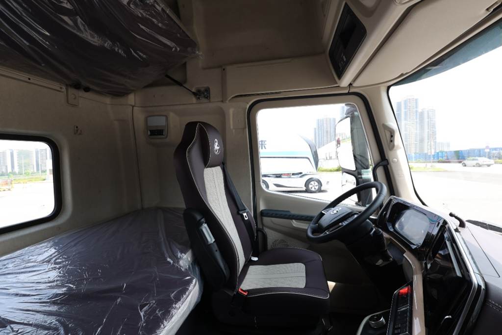 大V来了!新一代智享卡车乘龙H5V亮相! - 第10张 - 提加商用车网 大V来了!新一代智享卡车乘龙H5V亮相! - 第10张