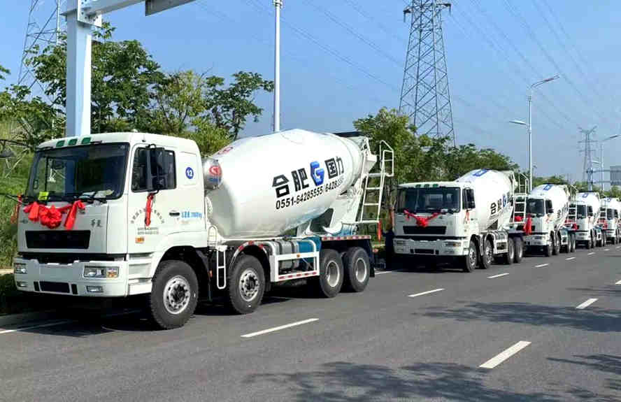 20台星马搅拌车交付合肥国力!好产品+好服务始终如一