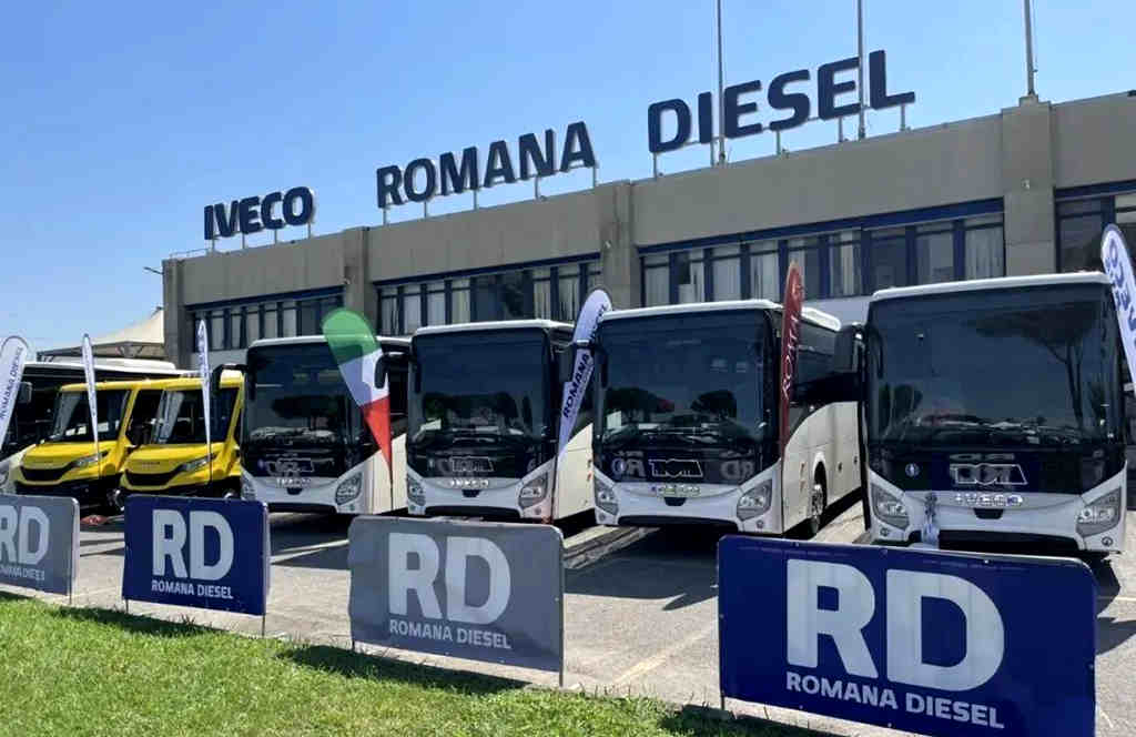 意大利校园通勤运输标杆Trotta向依维柯采购12辆EVADYS和19辆DAILY CNG Mobi