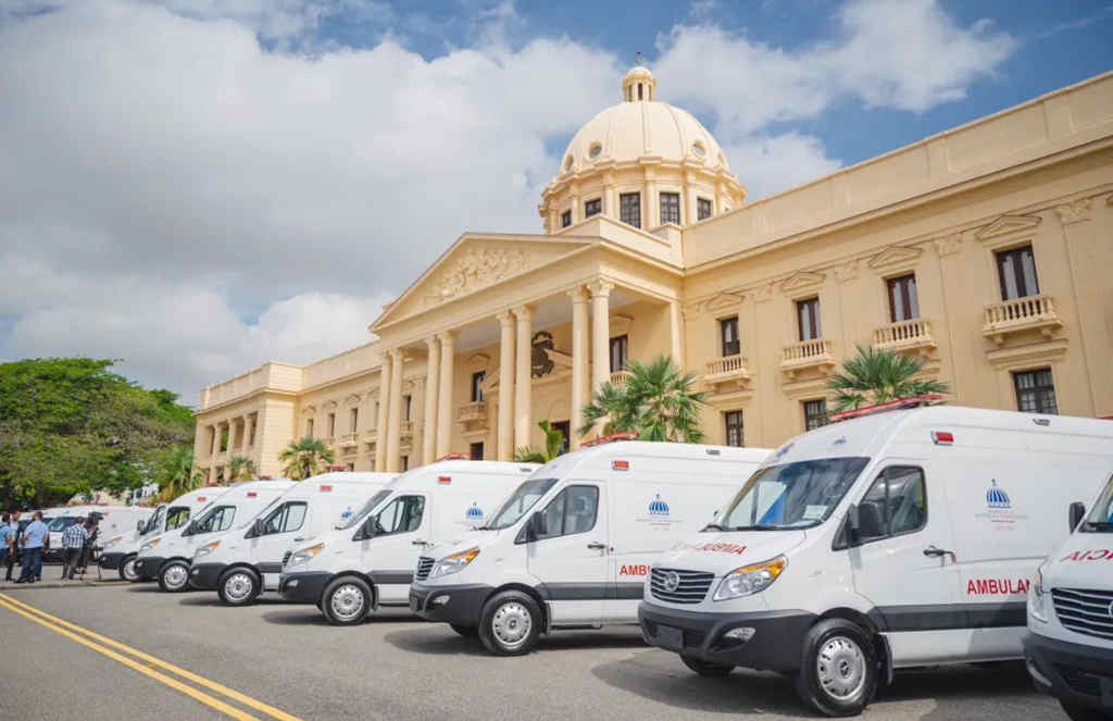 星锐救护车批量交付多米尼加总统府