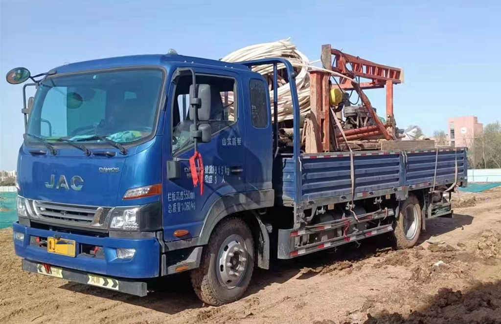 1号信赖 江淮1卡德沃斯 姜师傅的钻机运输好伙伴￼