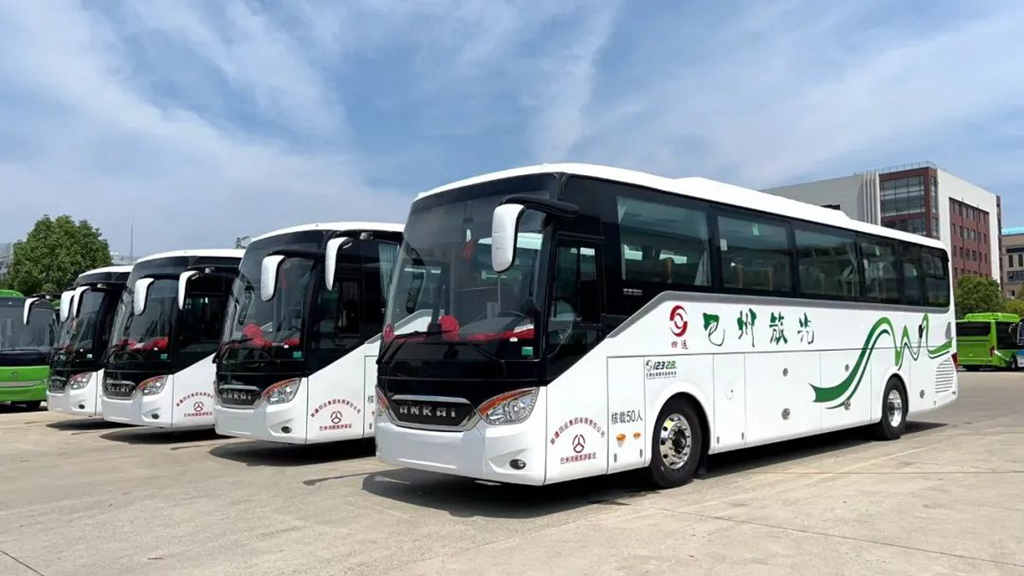 丈量大美新疆,安凯A9助推“交通+旅游”融合发展 - 第1张 - 提加商用车网 丈量大美新疆,安凯A9助推“交通+旅游”融合发展 - 第1张