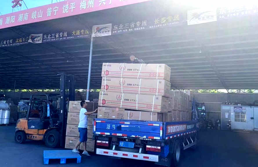 1号信赖 走南闯北5年多 江淮1卡骏铃秦师傅的运输好伙伴! - 第2张 - 提加商用车网 1号信赖 走南闯北5年多 江淮1卡骏铃秦师傅的运输好伙伴! - 第2张