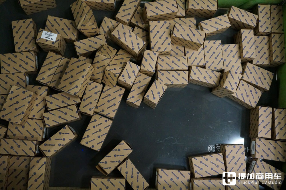 兼营翻新卡车还有卡车周边,带您逛斯堪尼亚欧洲物流中心 - 第1张 - 提加商用车网 兼营翻新卡车还有卡车周边,带您逛斯堪尼亚欧洲物流中心 - 第1张