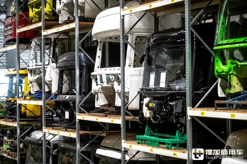 兼营翻新卡车还有卡车周边,带您逛斯堪尼亚欧洲物流中心 - 第10张 - 提加商用车网 兼营翻新卡车还有卡车周边,带您逛斯堪尼亚欧洲物流中心 - 第10张