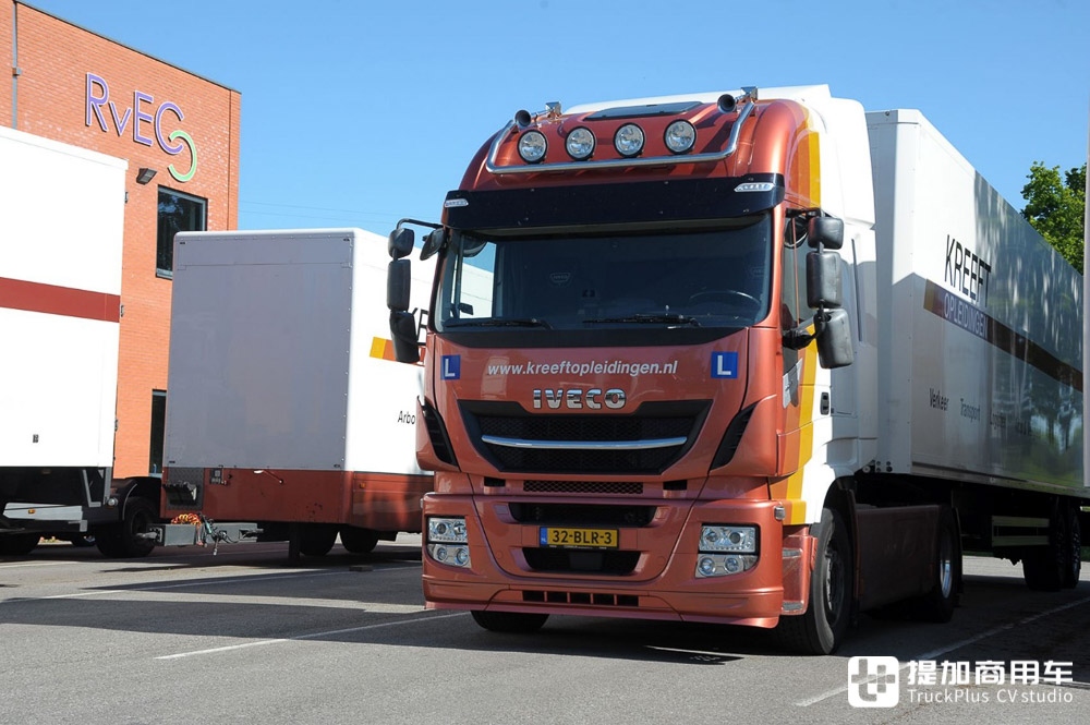 网络热门卡车鉴定番外篇 全球各地卡车驾校的教练车长啥样? - 第14张 - 提加商用车网 网络热门卡车鉴定番外篇 全球各地卡车驾校的教练车长啥样? - 第14张