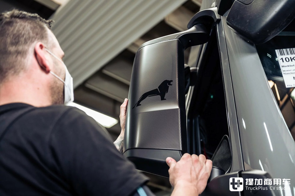 曼恩最高端的TGX Individual Lion S定制卡车如何生产?走进工厂带你来看! - 第17张 - 提加商用车网 曼恩最高端的TGX Individual Lion S定制卡车如何生产?走进工厂带你来看! - 第17张