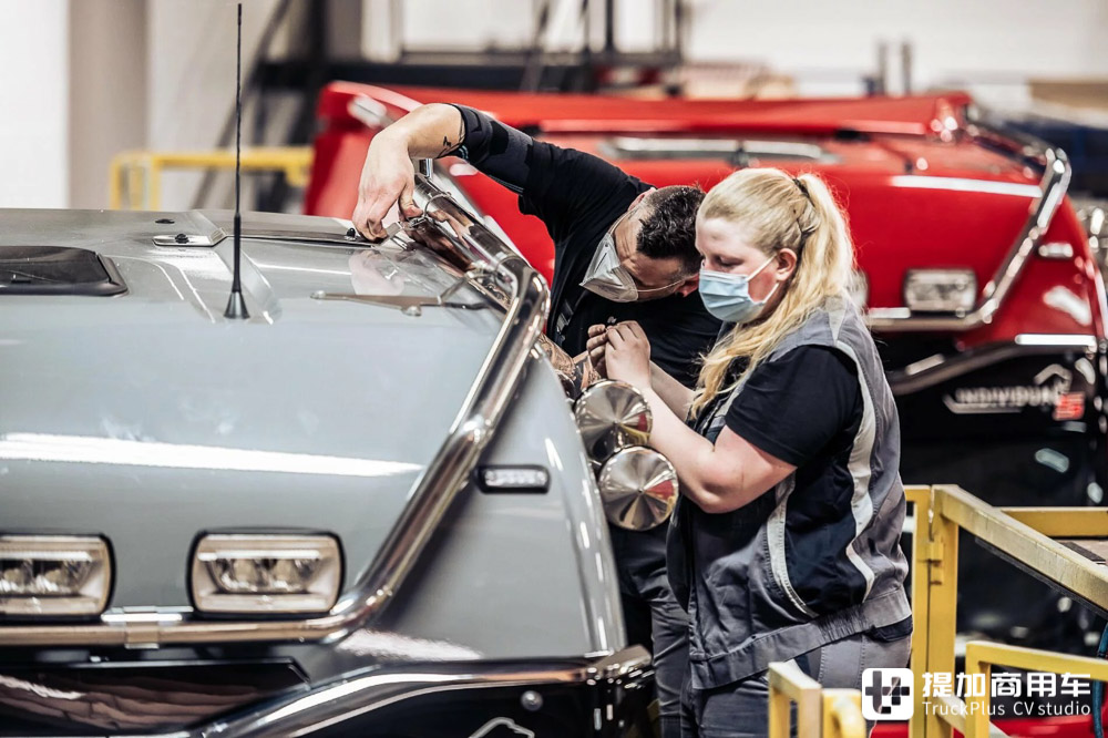 曼恩最高端的TGX Individual Lion S定制卡车如何生产?走进工厂带你来看! - 第18张 - 提加商用车网 曼恩最高端的TGX Individual Lion S定制卡车如何生产?走进工厂带你来看! - 第18张