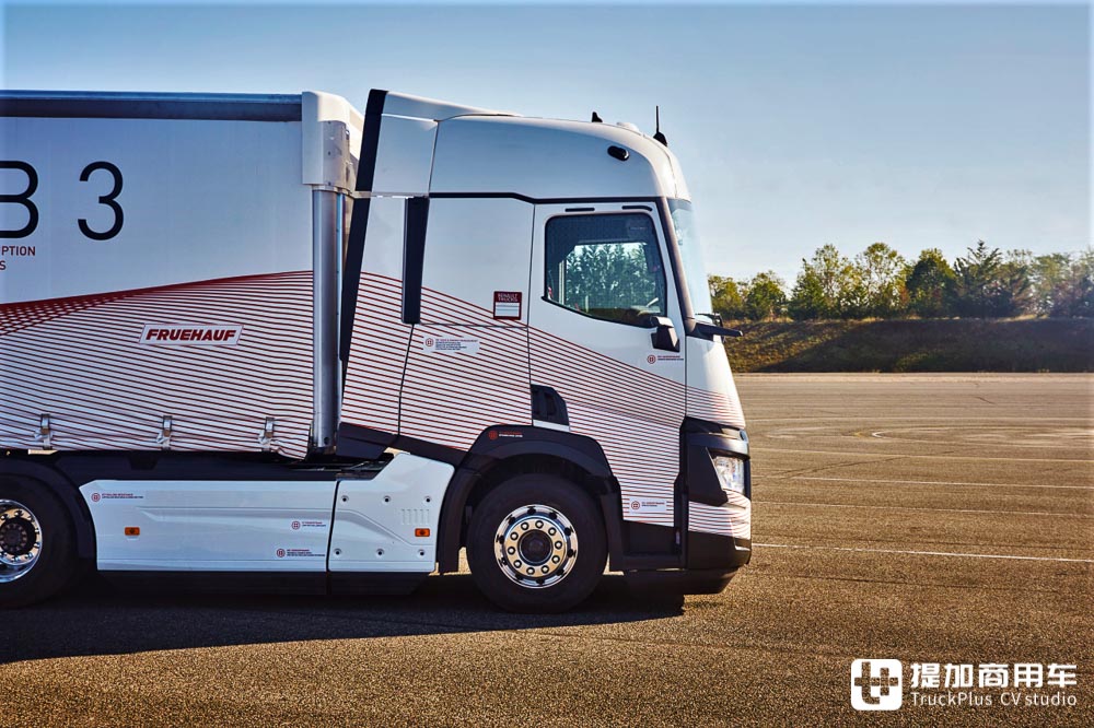 低风阻造型,整体可节油12.5%,带你看卡车省油大师雷诺Optifuel LAB 3的省油哲学 - 第4张 - 提加商用车网 低风阻造型,整体可节油12.5%,带你看卡车省油大师雷诺Optifuel LAB 3的省油哲学 - 第4张